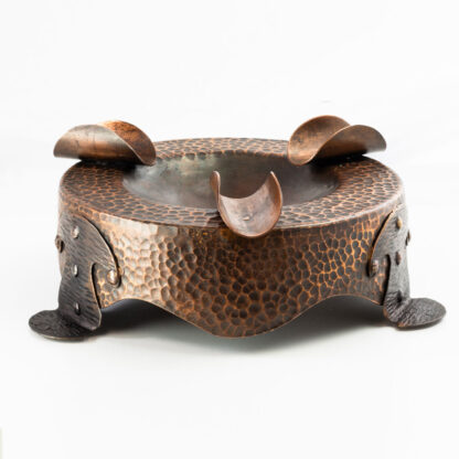 cigar ash tray