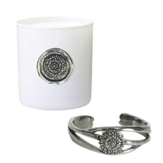 November Candle & Bracelet Gift Set | Chrysanthemum