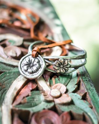 Colors Petals Bracelet - Silver+Colorful – Iskin Sisters